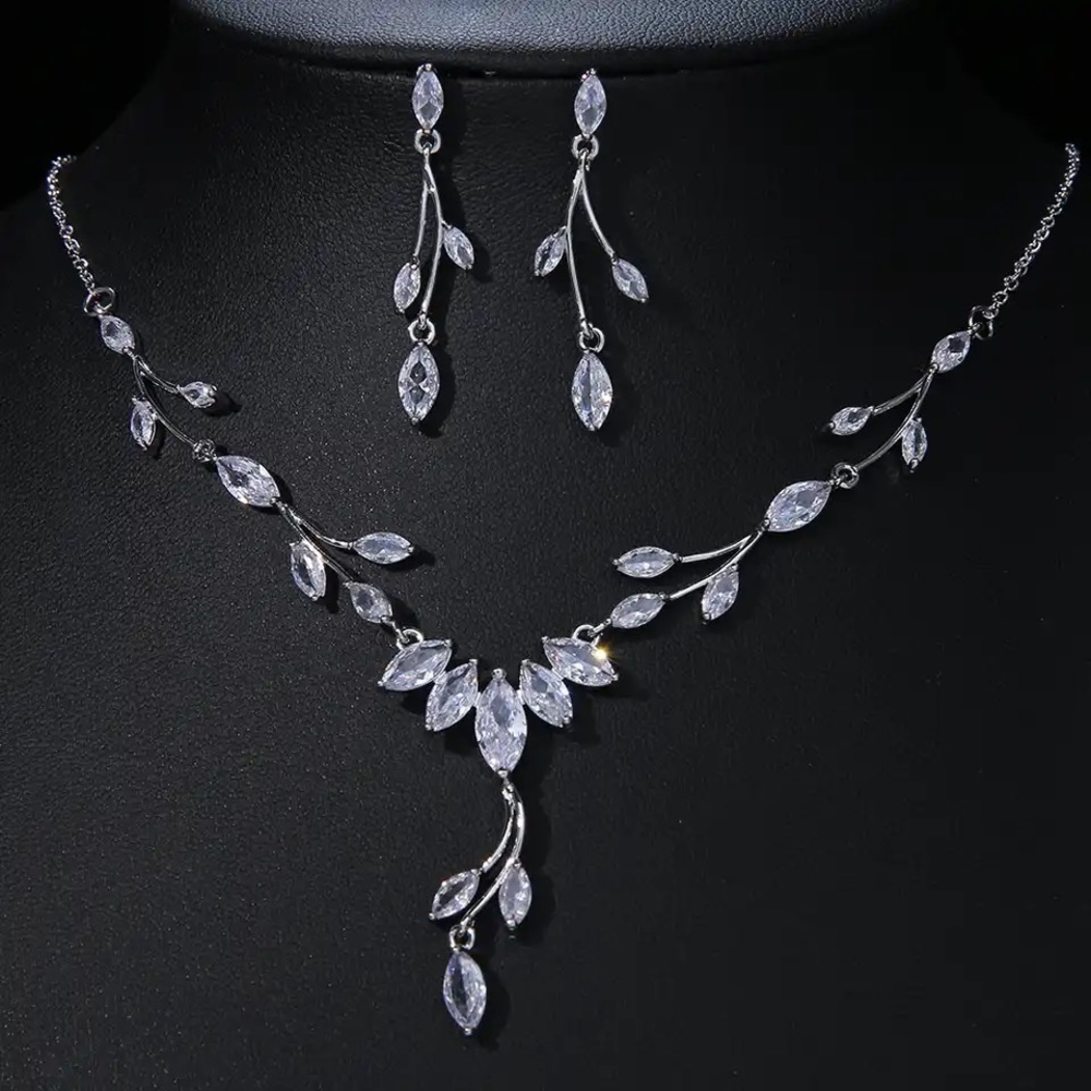 Wedding / bridal / formal necklace set